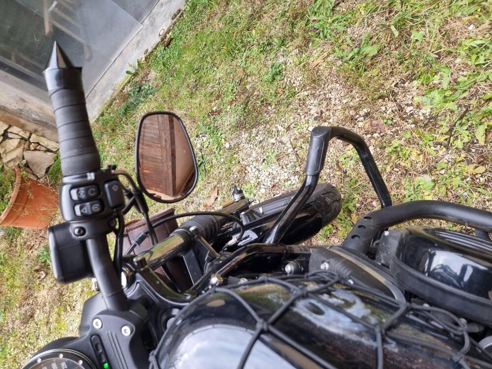 Harley-Davidson 883 Iron (2017 - 20) - XL 883N (10)