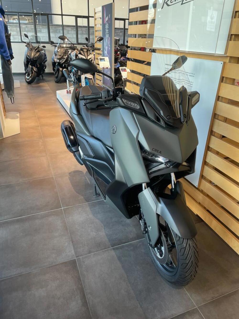 Yamaha X-Max 300 (2025) (2)