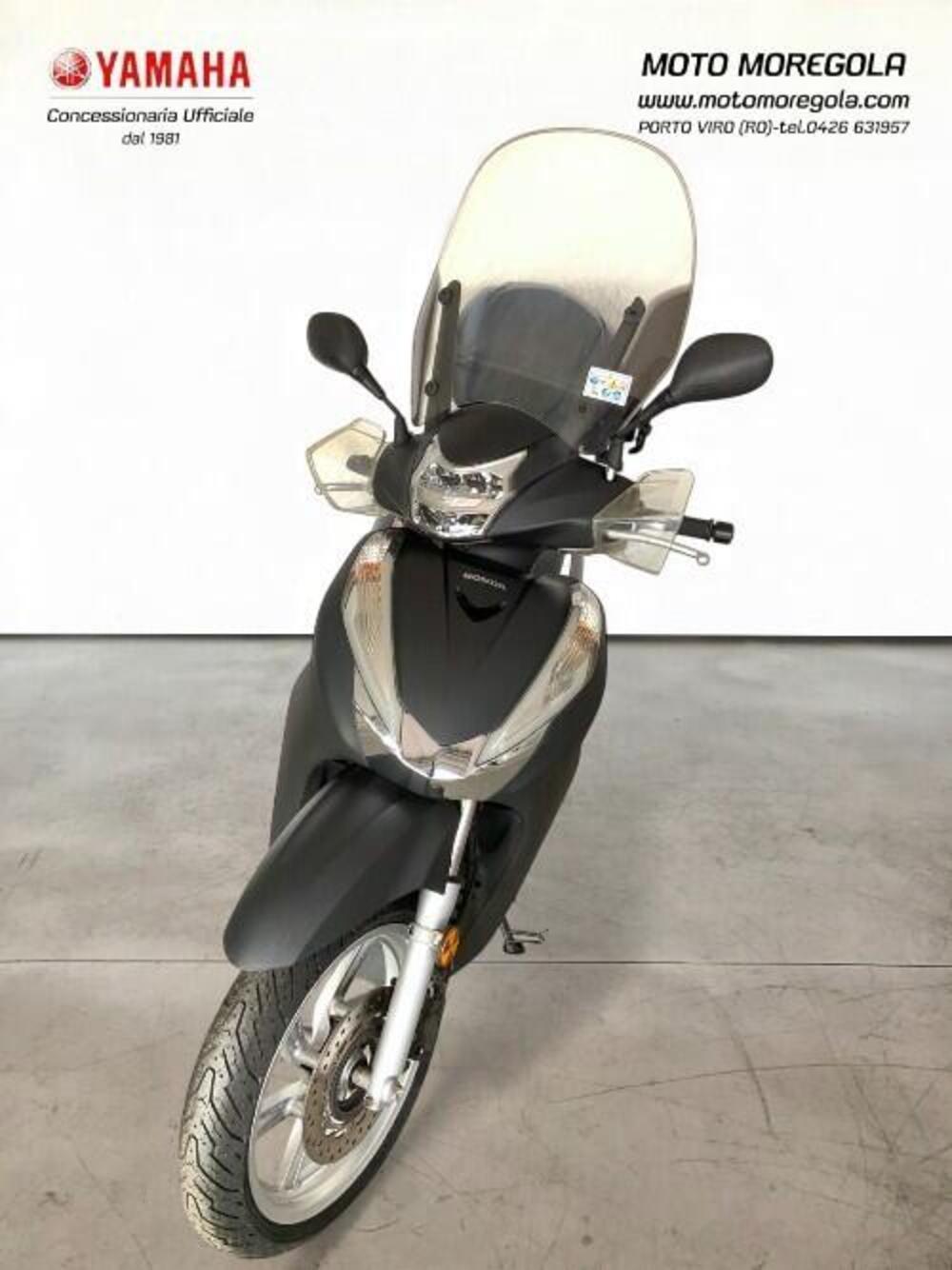 Honda SH 300 i ABS (2016 - 20) (2)