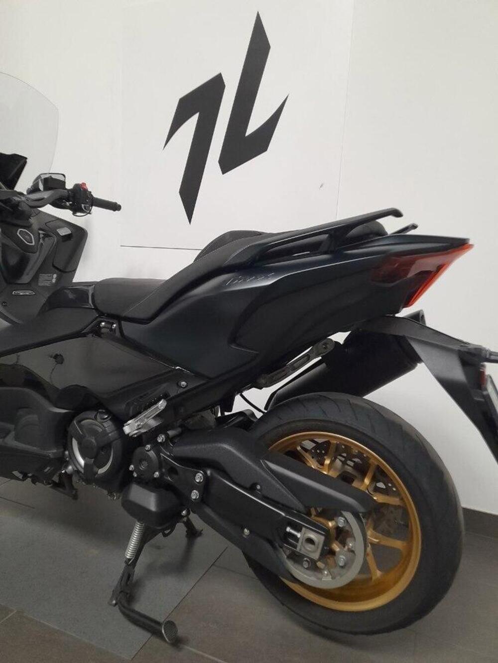 Yamaha T-Max 560 Tech Max (2022 - 24) (4)