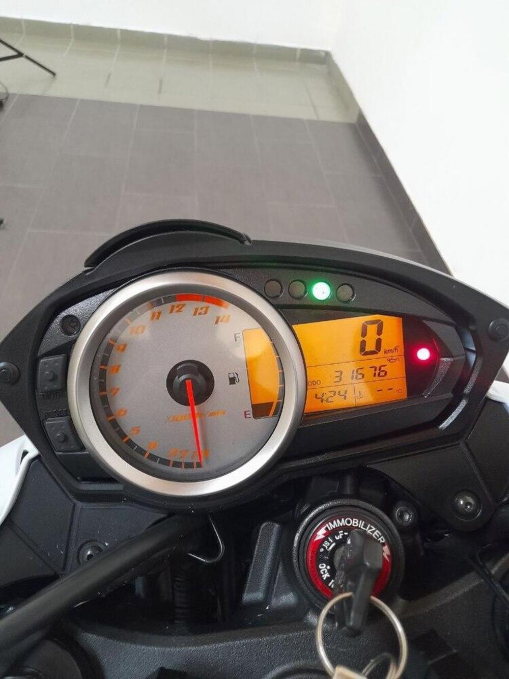 Kawasaki Z 750 (2007 - 14) (4)