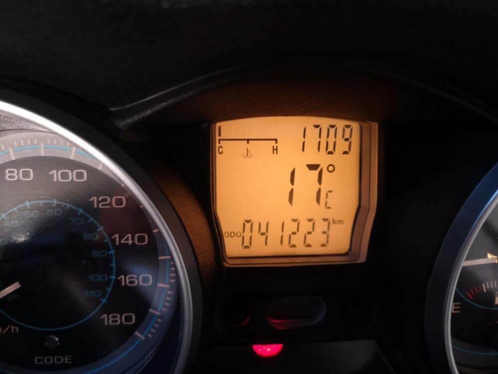 Piaggio Xevo 400 (2007 - 13) (5)