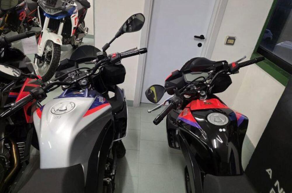 Aprilia Tuono 125 (2021 - 24) (5)