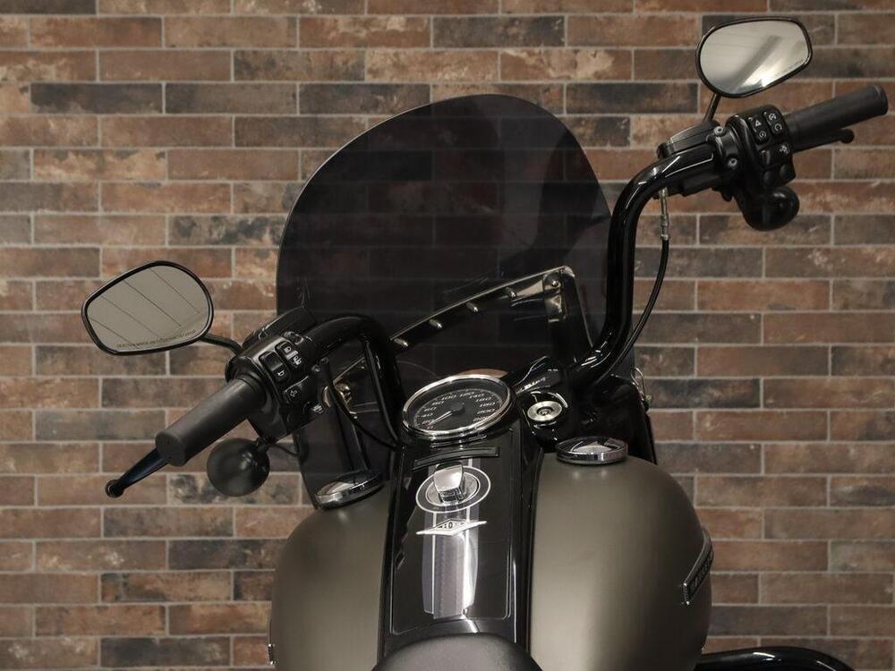 Harley-Davidson 107 Road King Special (2017 - 18) - FLHRXS (13)