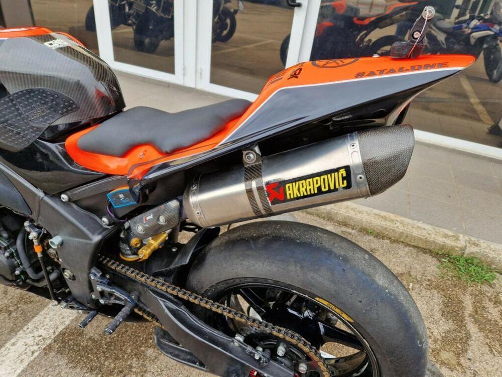 Yamaha YZF R1 (2009 - 11) (8)