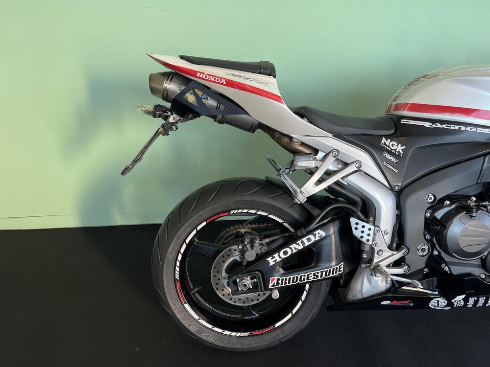 Honda CBR 600 RR (2009 - 12) (11)