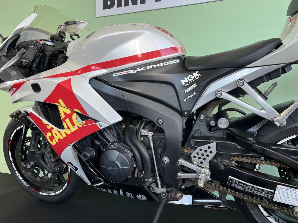 Honda CBR 600 RR (2009 - 12) (17)