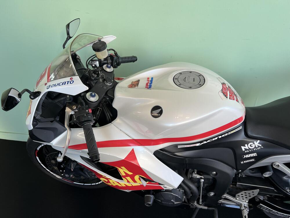 Honda CBR 600 RR (2009 - 12) (19)