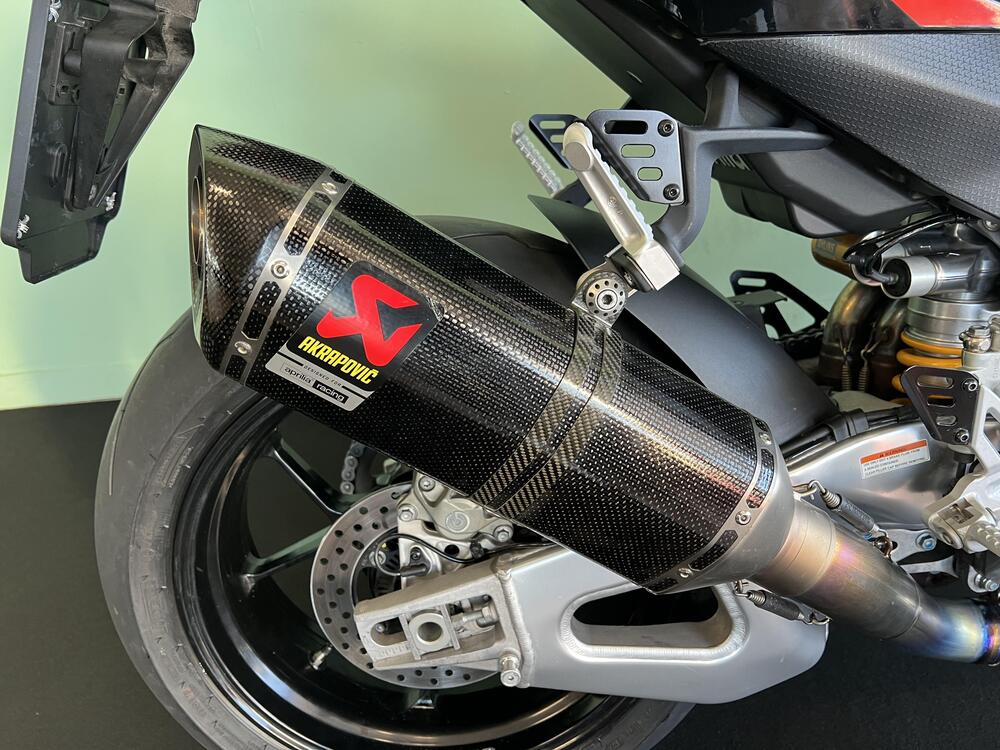 Aprilia Tuono V4 Factory (2021 - 24) (13)