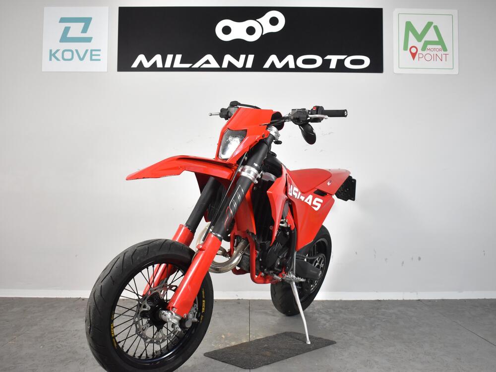 GASGAS MC 125 (2024) (3)
