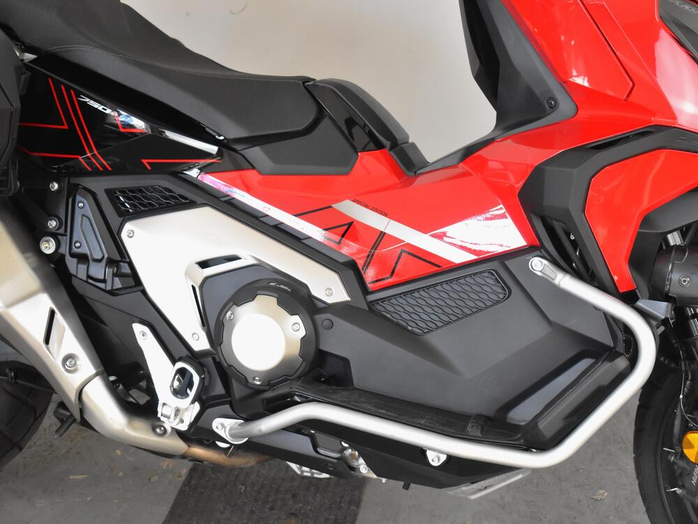 Honda X-ADV 750 DCT Travel (2021 - 24) (12)