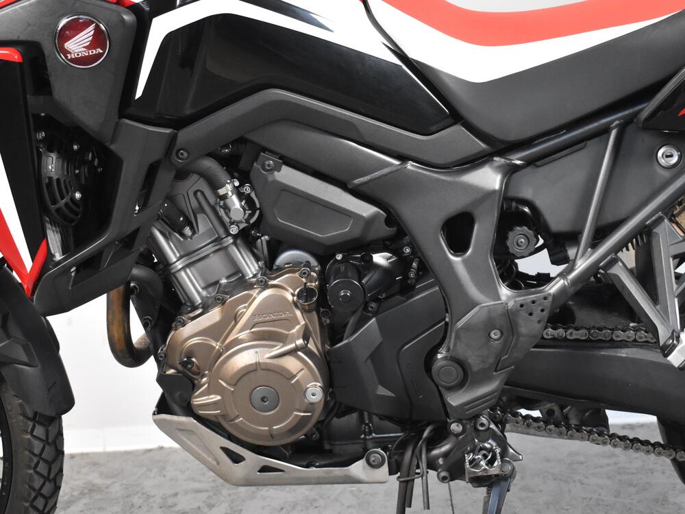 Honda Africa Twin CRF 1000L DCT (2018 - 19) (16)