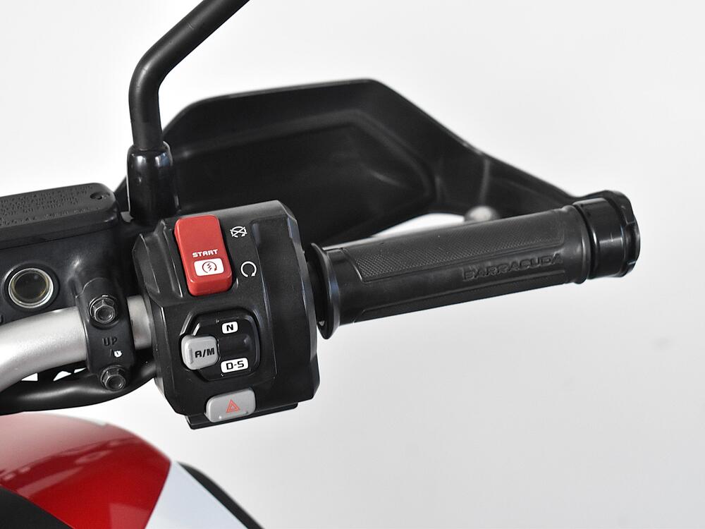 Honda Africa Twin CRF 1000L DCT (2018 - 19) (18)