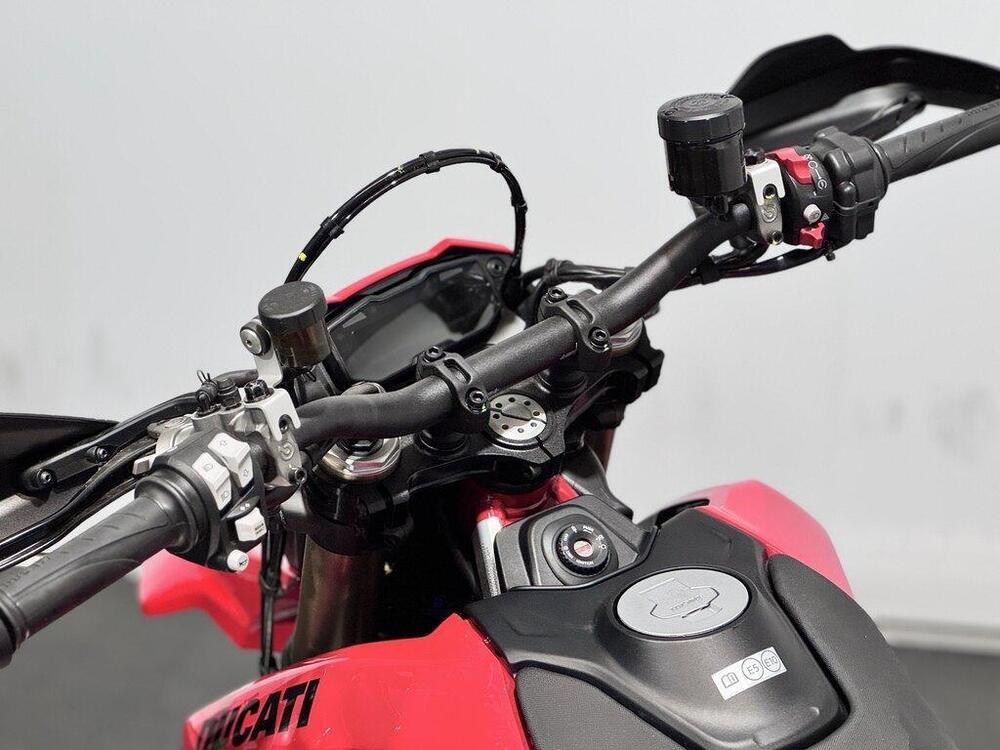Ducati Hypermotard 698 Mono RVE (2024 - 25) (5)