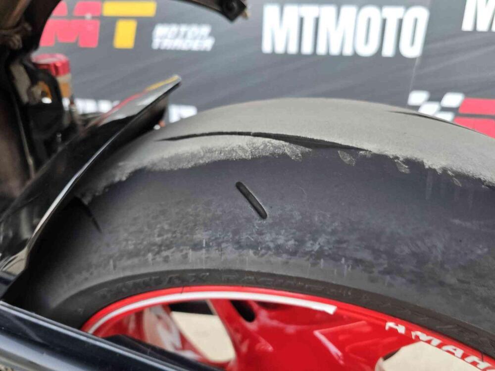 Yamaha YZF R1 (2007 - 08) (11)