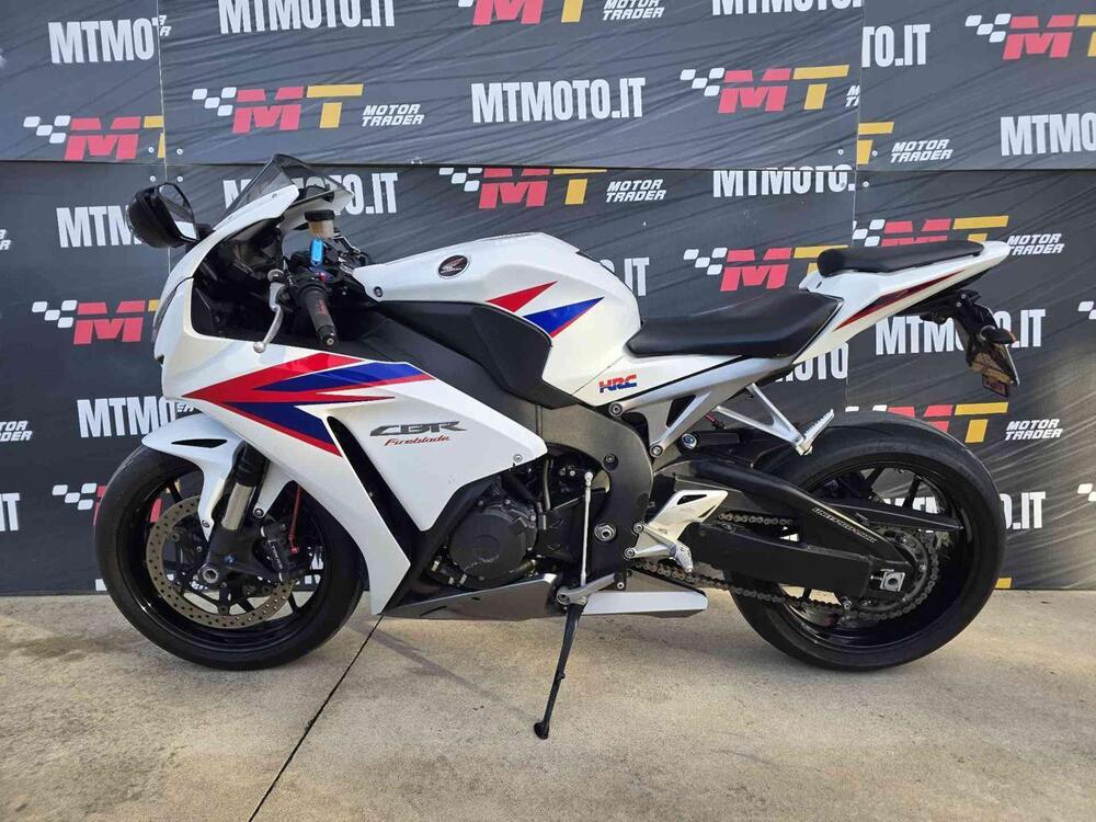 Honda CBR 1000 RR Fireblade (2012 - 16) (2)