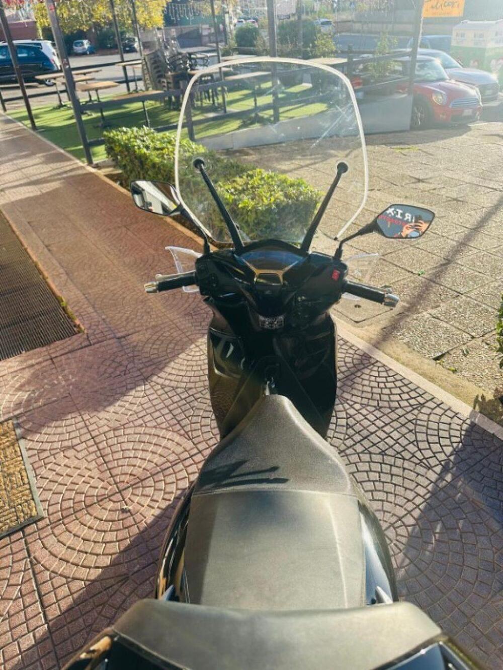 Honda SH 350 (2021 - 24) (4)