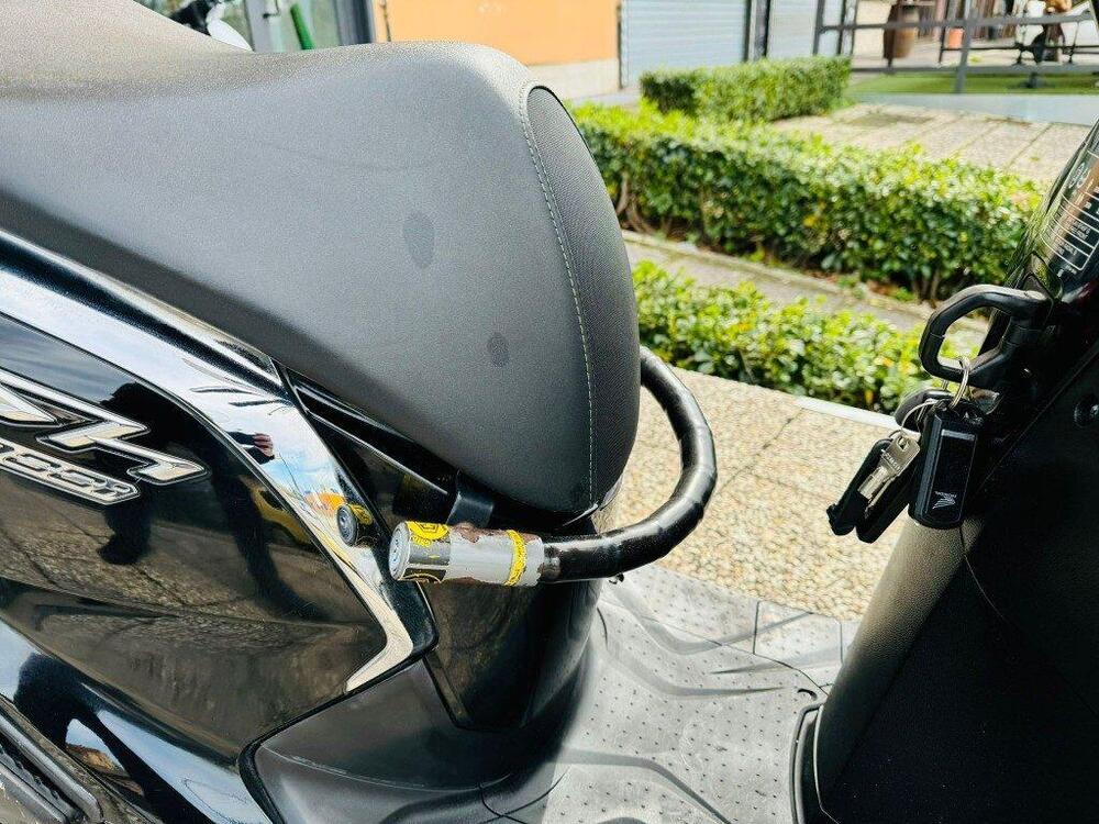 Honda SH 300 i Sport ABS (2018 - 20) (13)