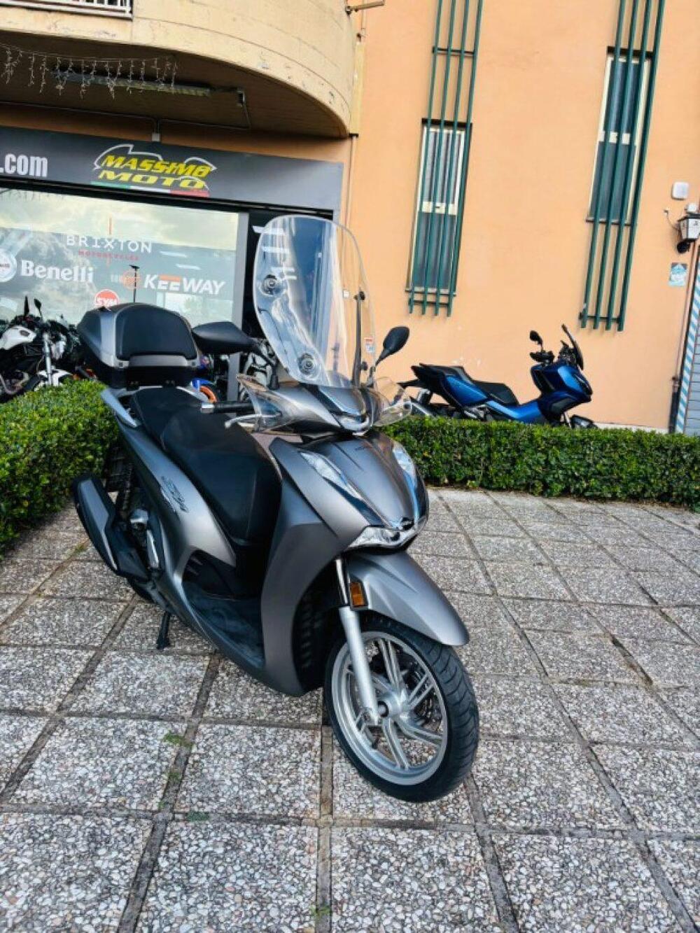 Honda SH 350 (2021 - 24) (13)