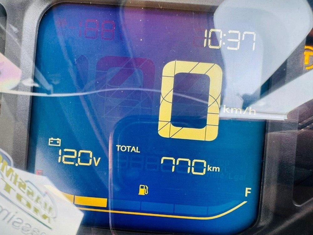 Honda SH 125i Vetro (2024 - 25) (9)