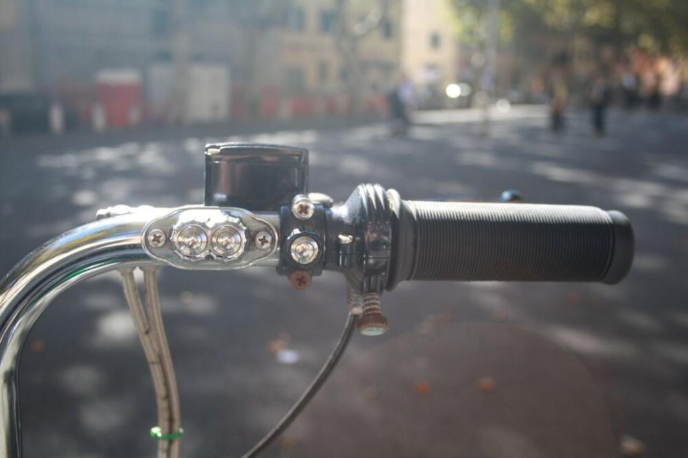 Harley-Davidson 883 Hugger (1994 - 00) - XLH (57)