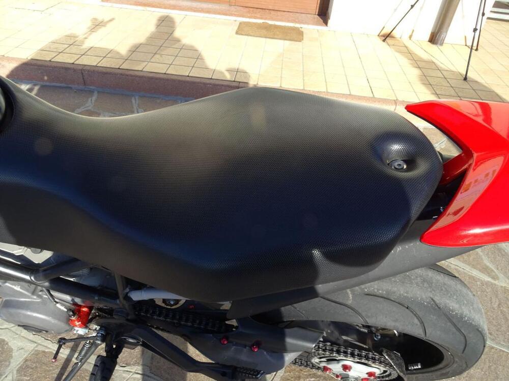 Ducati Hypermotard 796 (2012) (11)