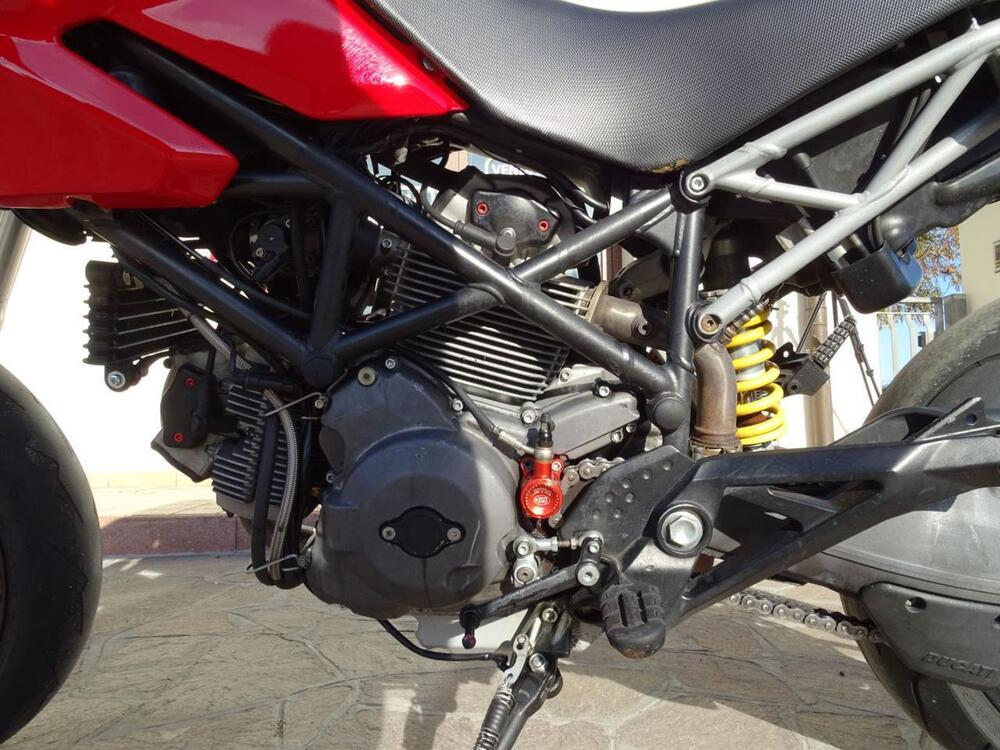 Ducati Hypermotard 796 (2012) (8)