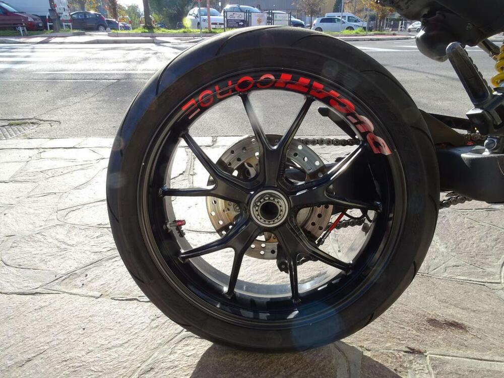 Ducati Hypermotard 796 (2012) (25)