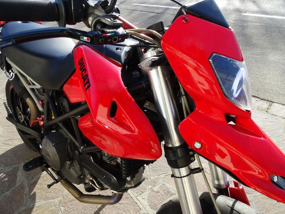 Ducati Hypermotard 796 (2012) (30)