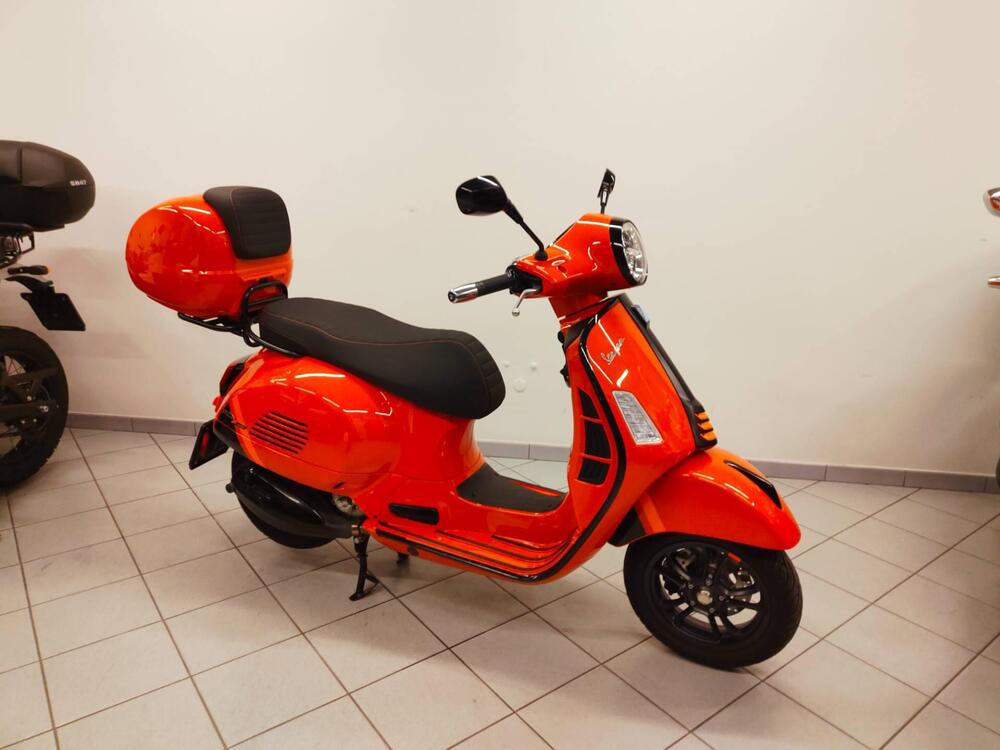 Vespa GTS 300 Super Sport (2023 - 24)