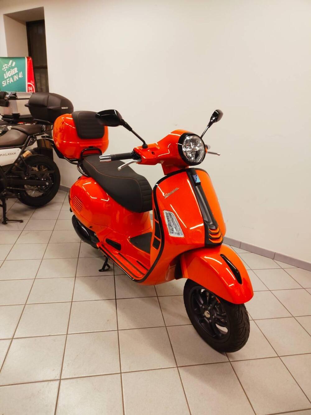 Vespa GTS 300 Super Sport (2023 - 24) (5)
