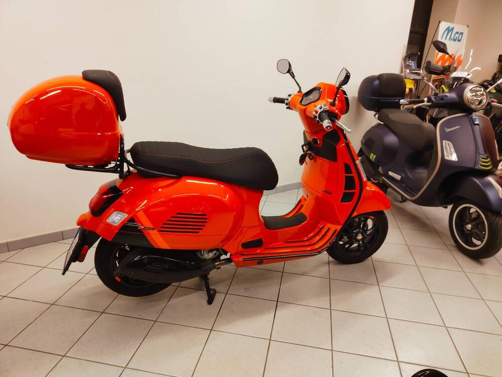 Vespa GTS 300 Super Sport (2023 - 24) (8)