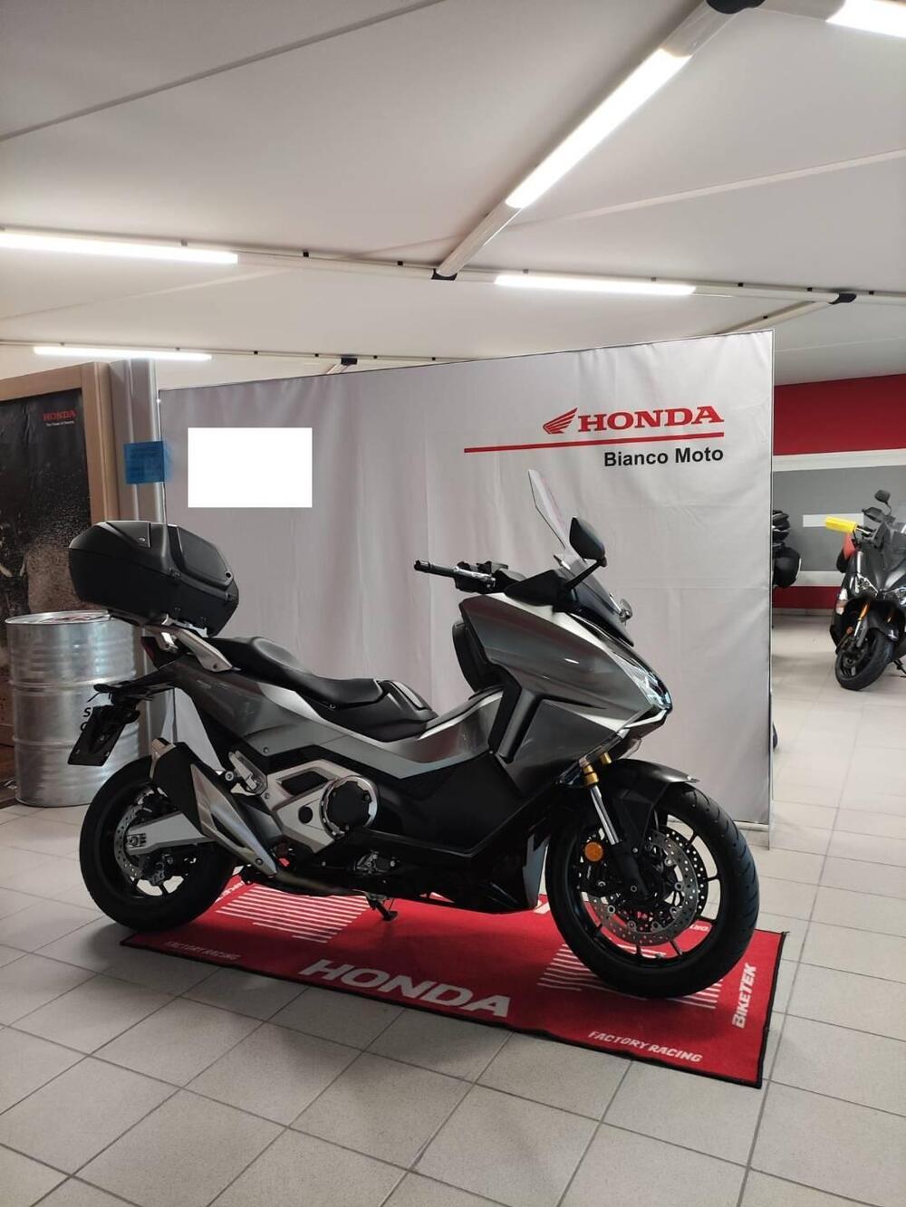 Honda Forza 750 DCT (2021 - 24) (4)
