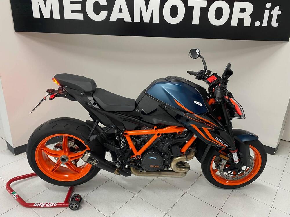 KTM 1290 Super Duke R (2022 - 23) (2)