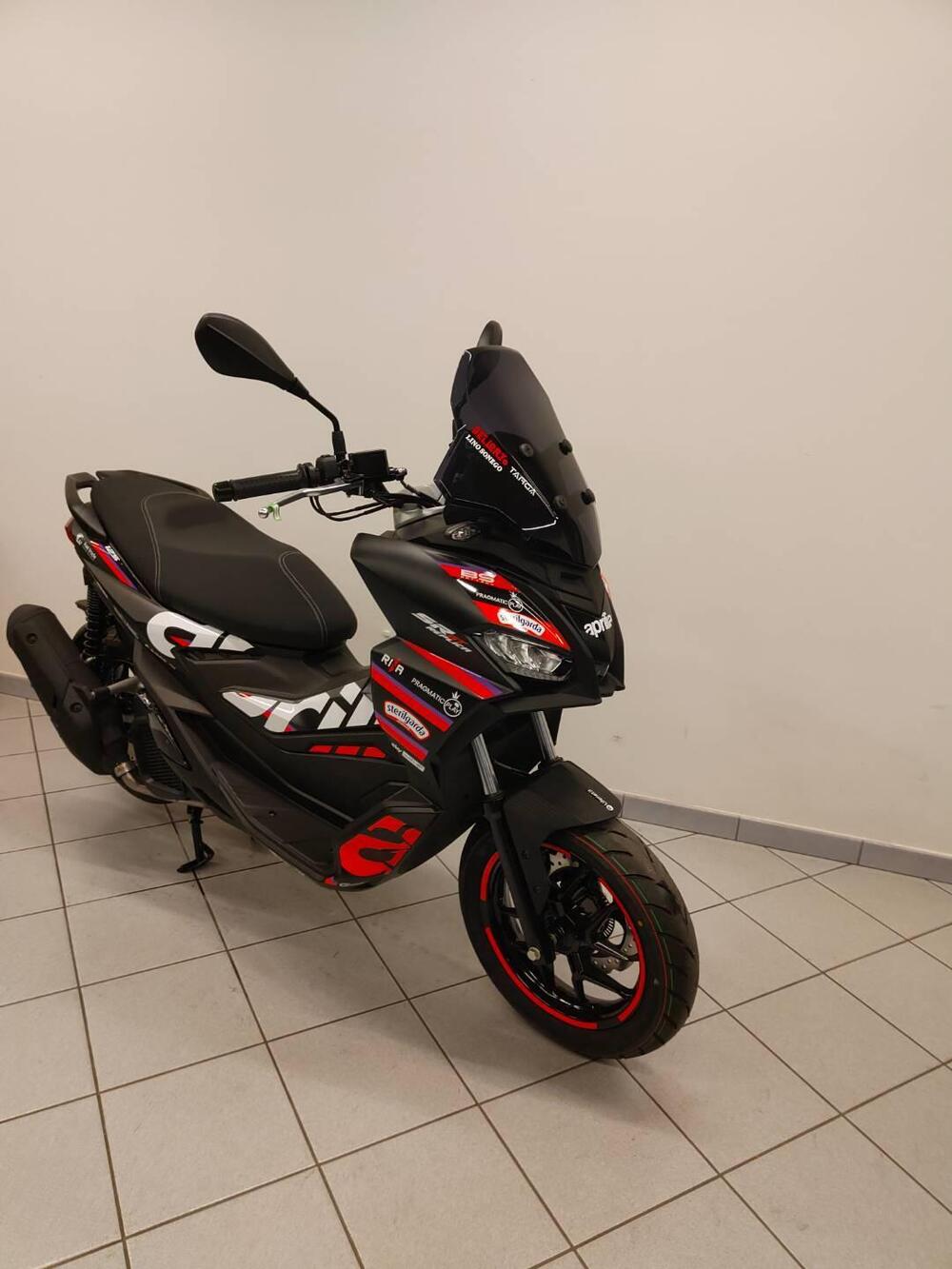 Aprilia SR GT 200 Replica (2025) (2)