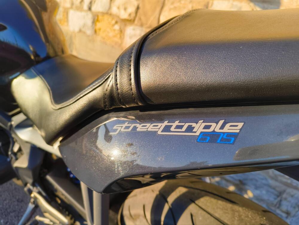Triumph Street Triple ABS (2013 - 17) (3)