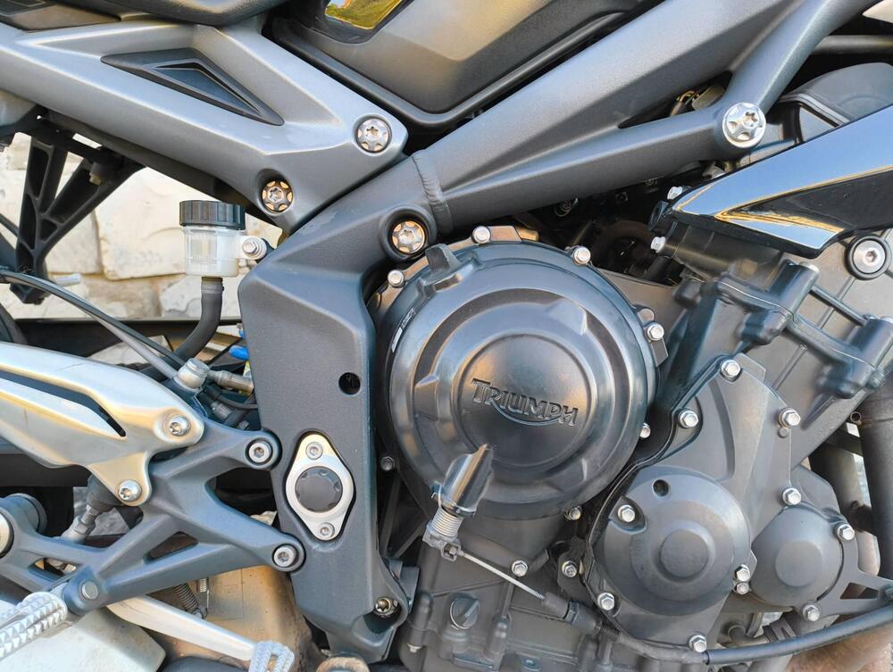 Triumph Street Triple ABS (2013 - 17) (12)