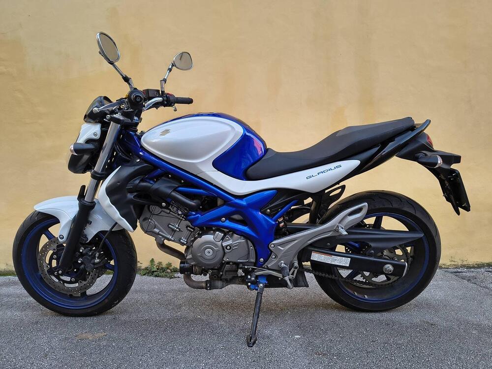 Suzuki Gladius 650 SFV (2009 - 15)