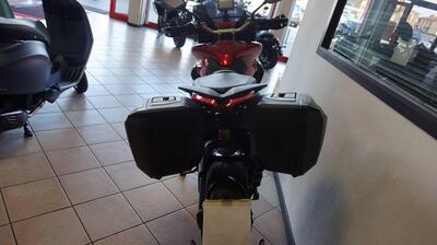 MV Agusta Turismo Veloce 800 RC SCS (2021 - 22) usata