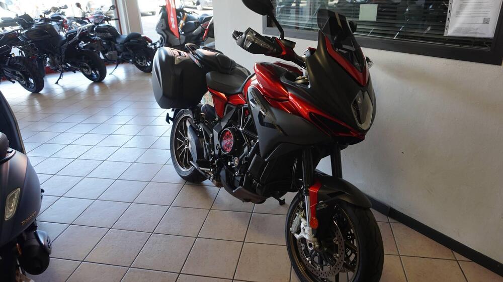 MV Agusta Turismo Veloce 800 RC SCS (2021 - 22) (7)