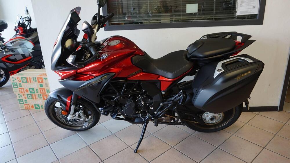 MV Agusta Turismo Veloce 800 RC SCS (2021 - 22) (9)