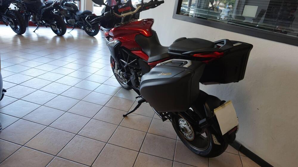 MV Agusta Turismo Veloce 800 RC SCS (2021 - 22) (10)