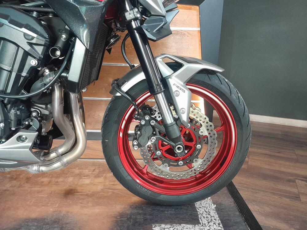 Kawasaki Z 900 (2021 - 24) (8)