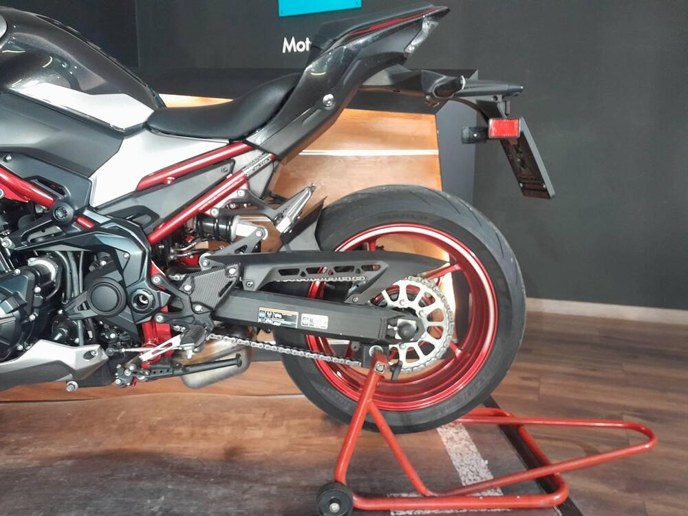 Kawasaki Z 900 (2021 - 24) (18)