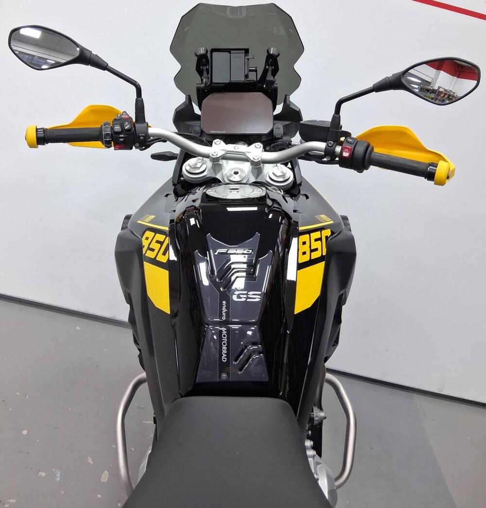 Bmw F 850 GS - Edition 40 Years GS (2021) (4)