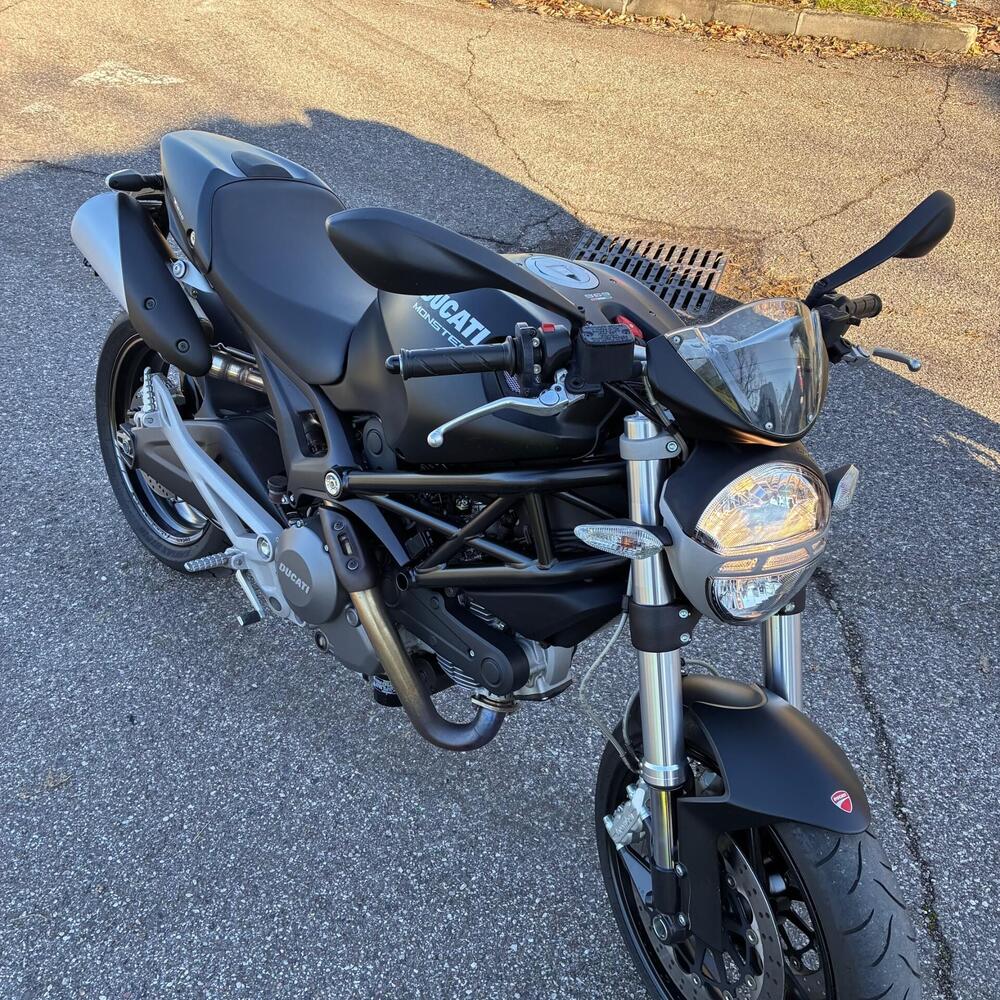 Ducati Monster 696 Plus (2007 - 14) (4)