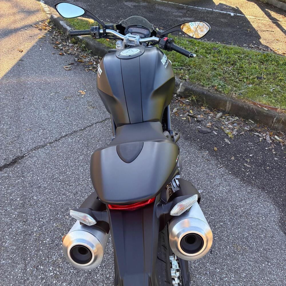 Ducati Monster 696 Plus (2007 - 14) (5)