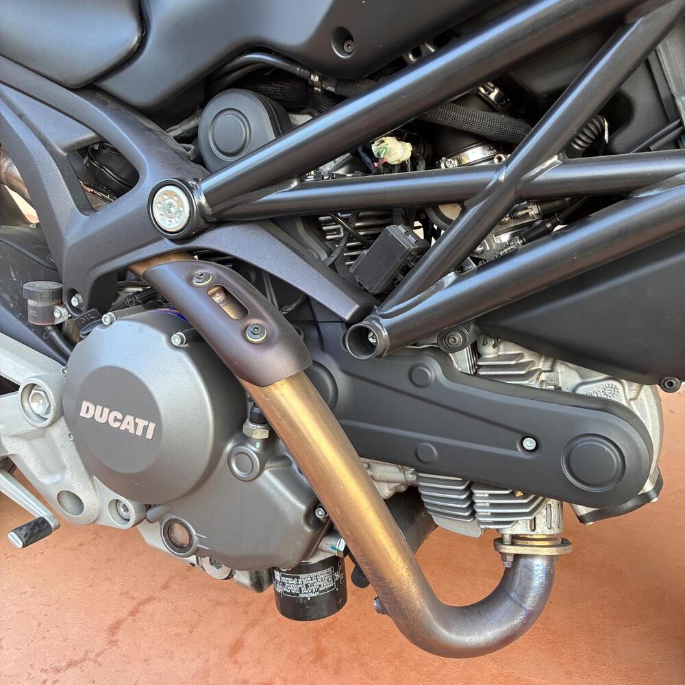 Ducati Monster 696 Plus (2007 - 14) (6)