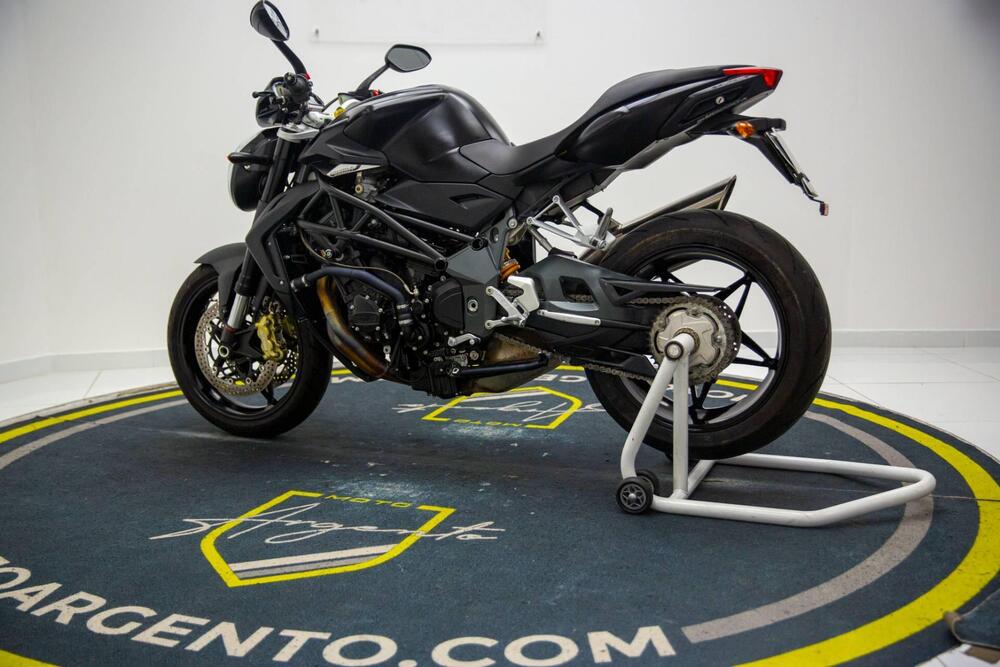 MV Agusta Brutale 920 (2011 - 12) (8)