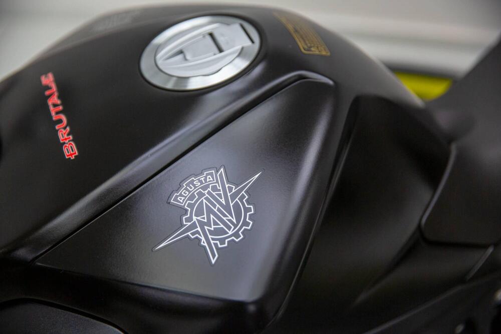 MV Agusta Brutale 920 (2011 - 12) (10)